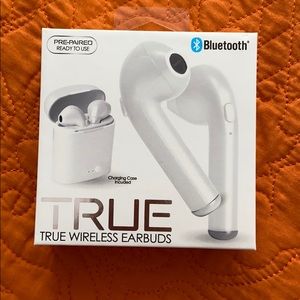 True wireless bluetooth® earbuds